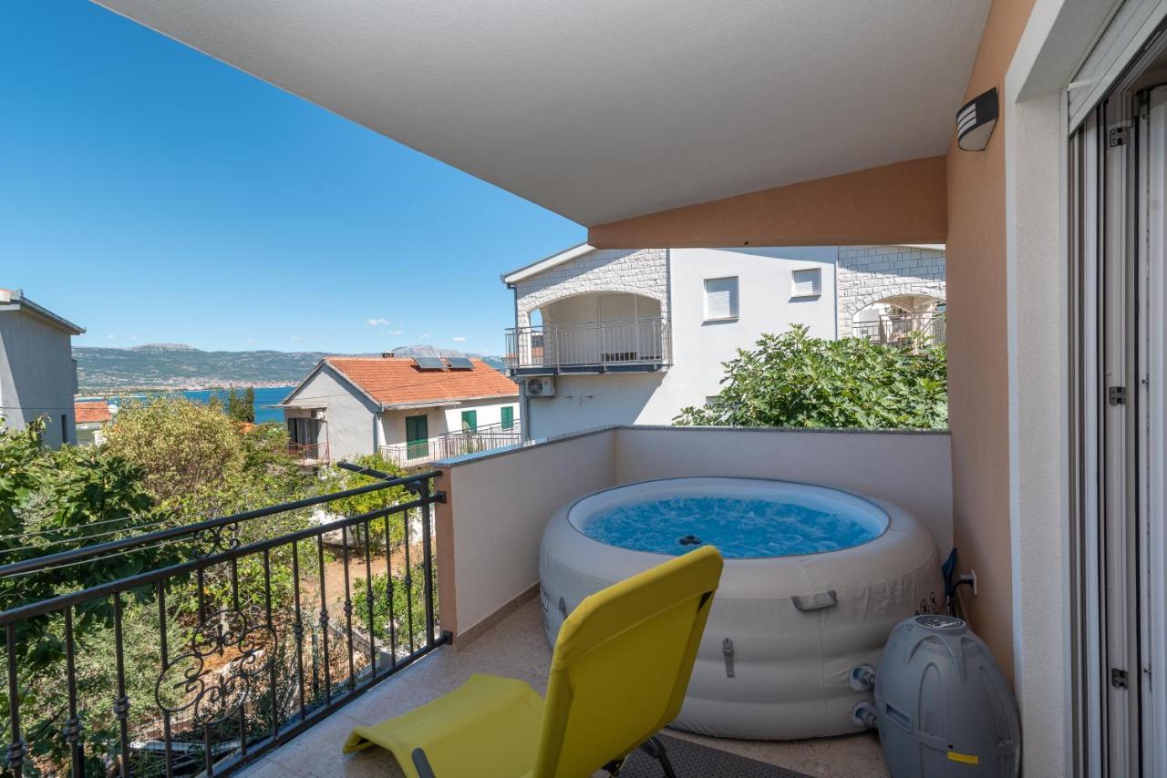 Apartment Gagula With Jacuzzi Trogir Zewnętrze zdjęcie