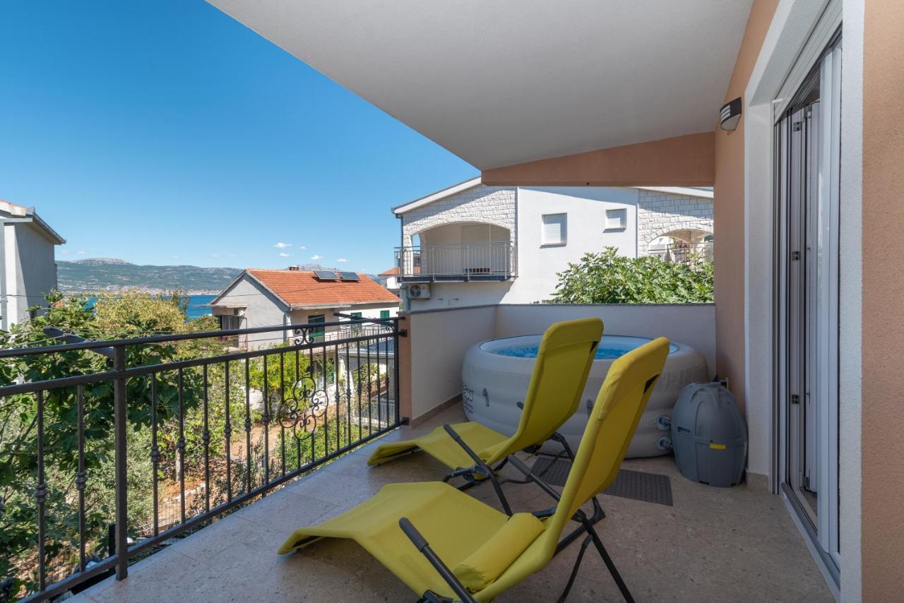 Apartment Gagula With Jacuzzi Trogir Zewnętrze zdjęcie